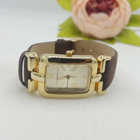Isaac Mizrahi Accessories - ✔️Isaac Mizrahi Live Brown Leather Watch